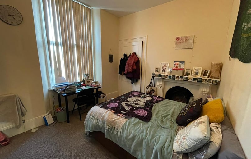 17 Woodland Terrace,, Greenbank, Plymouth - Image 1